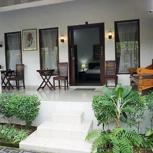 ary-guest-house.ubudhotelsnow.com/